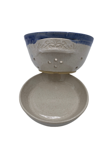 Berry bowl in spiced cream and blue glaze