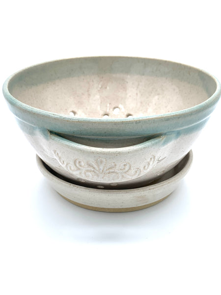 Berry bowl in spiced cream and teal glaze