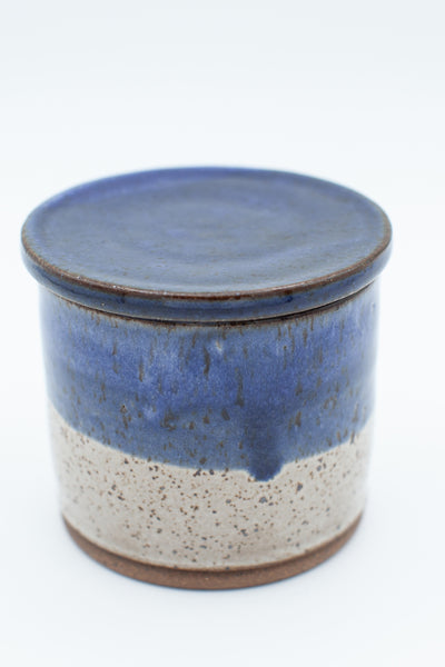 Butter bell in speckled clay with Aspen white and blue glaze