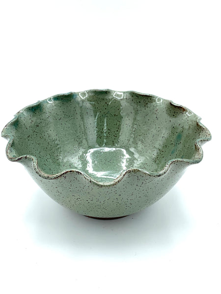Bowl with scalloped rim in Teal glaze