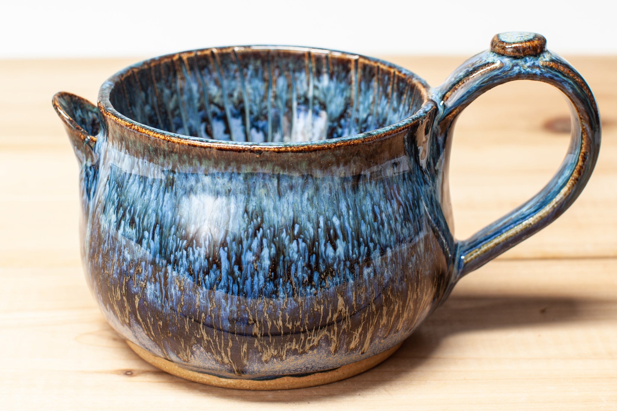 Scuttle in the Starry Night glaze