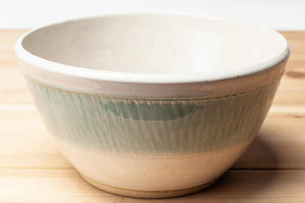 Bowl with texture in Spiced Cream and Teal