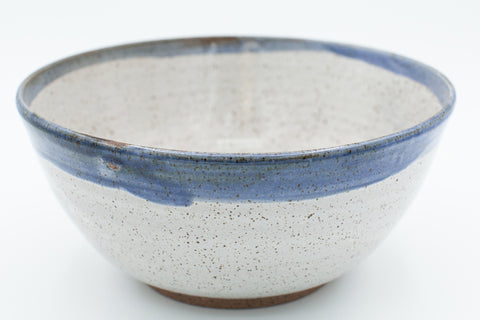 Bowl in speckled clay with Aspen White and Blue glaze