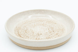 Garlic grater in spiced cream glaze