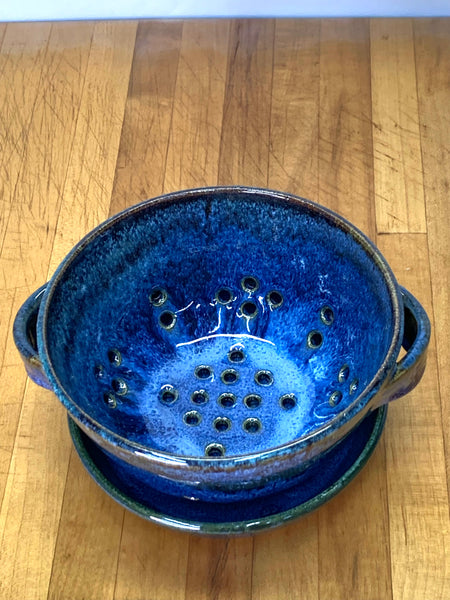 Handmade stoneware berry bowl in Starry Night glaze with drain plate