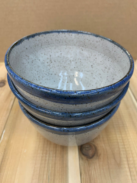 Noodle bowl in speckled clay with Spiced Cream and Blue glaze